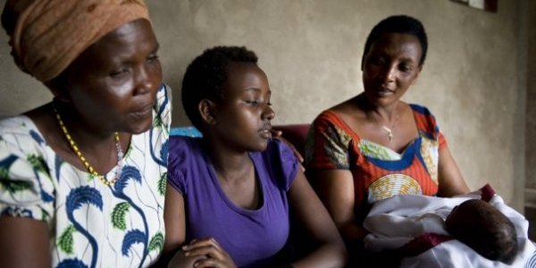 Image:Bagneux : Projection / Débat - Rwanda, un cri d'un silence inouï